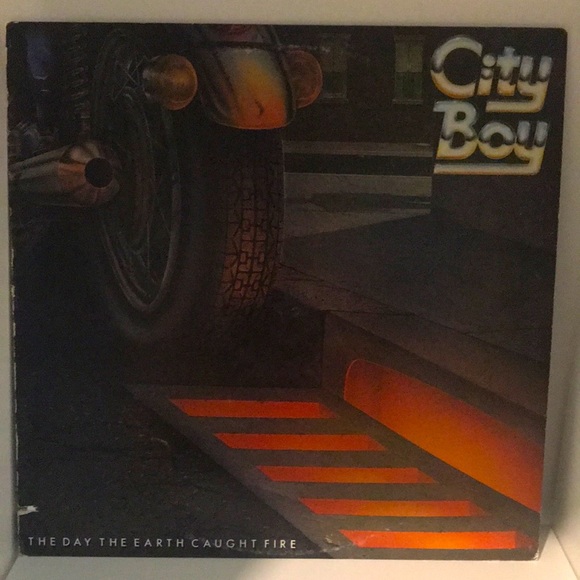 3/$30 City Boy “The Day the Earth Caught Fire” vintage vinyl album 1979 - Picture 1 of 5
